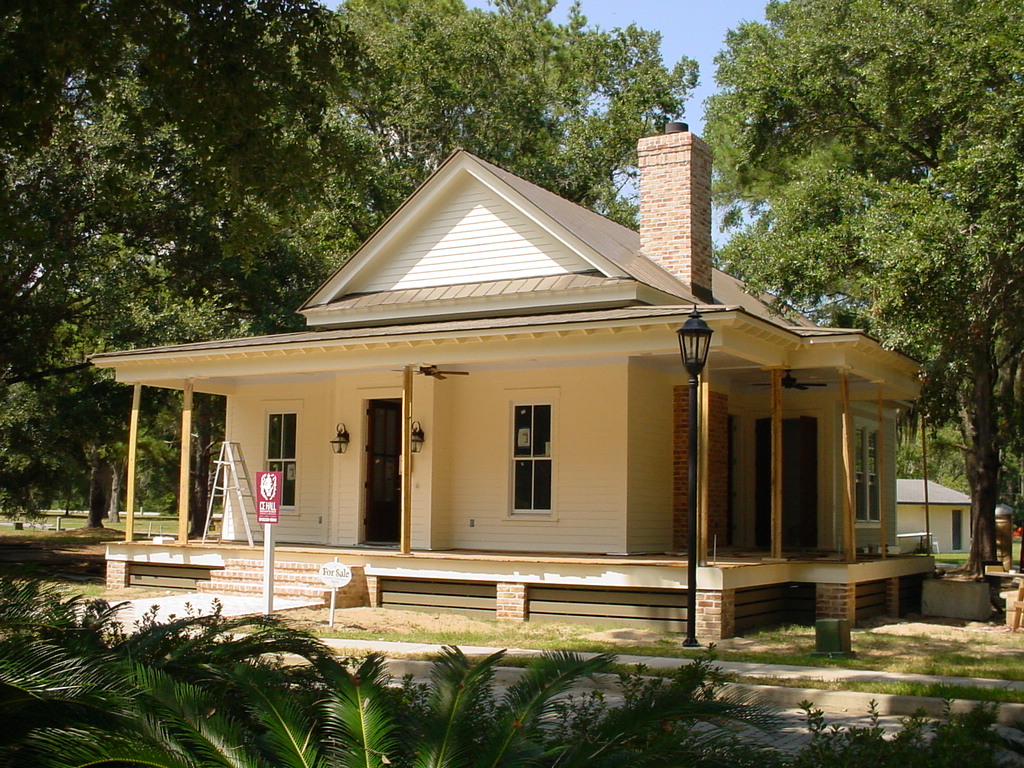 102 Yellow Bluff Drive